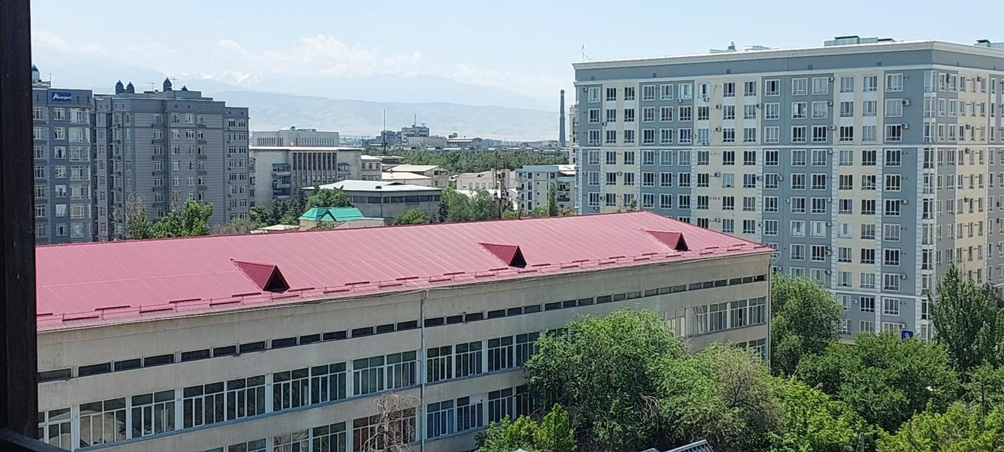 White Apartment With Panoramic View In The Center Bishkek Exteriör bild